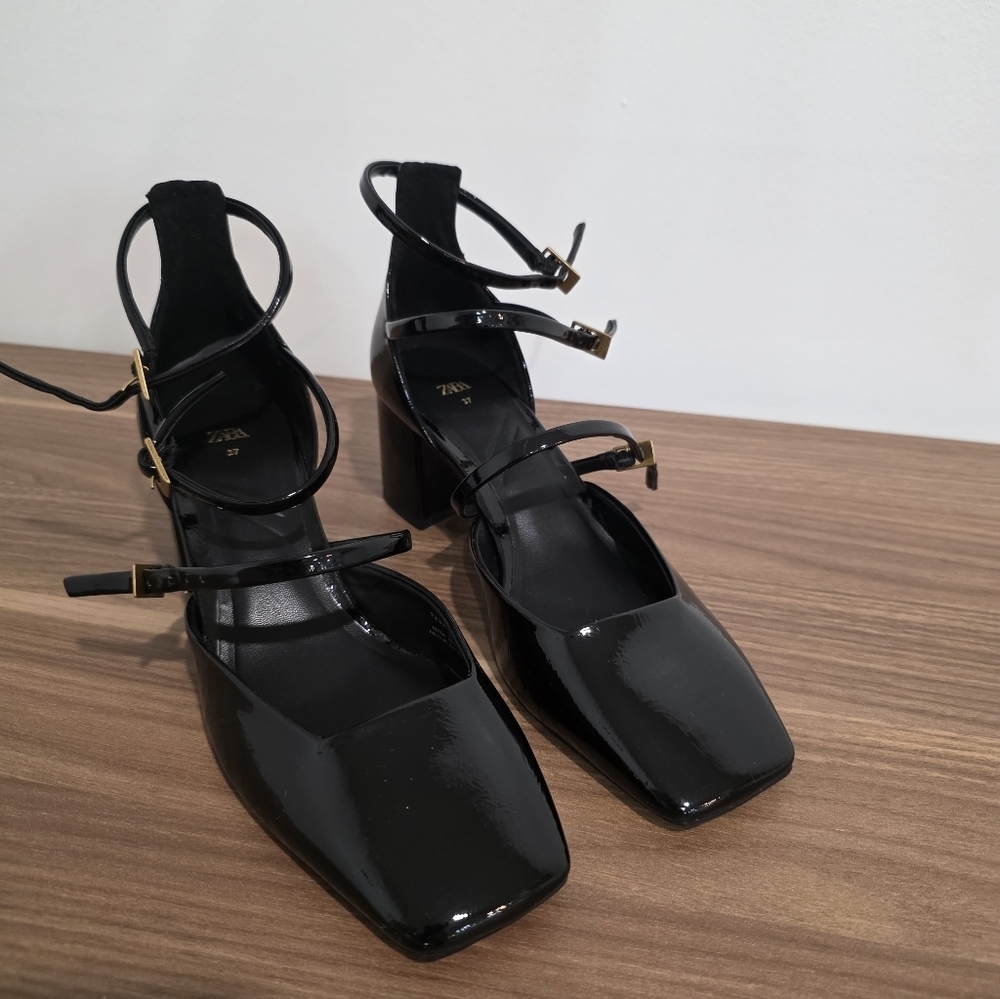 Zara Buckled BLOCK HEEL - Picture 14 of 15